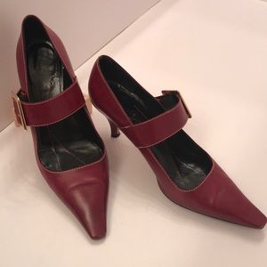 Kate Spade Red Pointy Toe Heels are stunning!